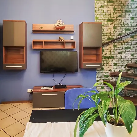 Apartament I -apartamenty W Gorach I Nad Morzem *
